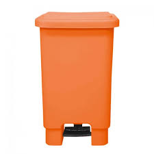 LIXEIRA PLÁSTICA INJETADA C/PEDAL – 50LTS ( LARANJA )