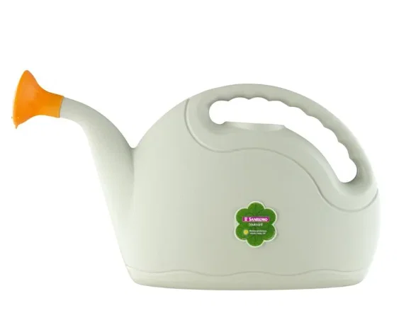 REGADOR PLASTICO SANREMO 7L – BETTANIN